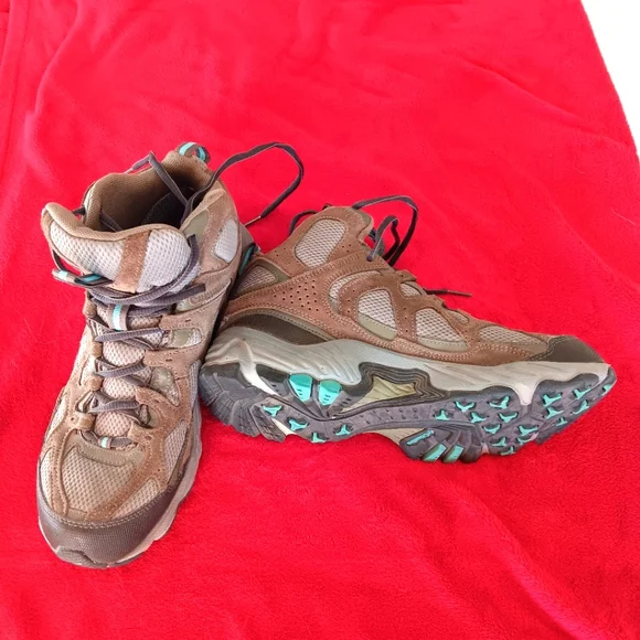 Columbia Mid Hiking Boots Women - Picture 3 of 7